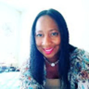 Meet your Posher, Robyn q